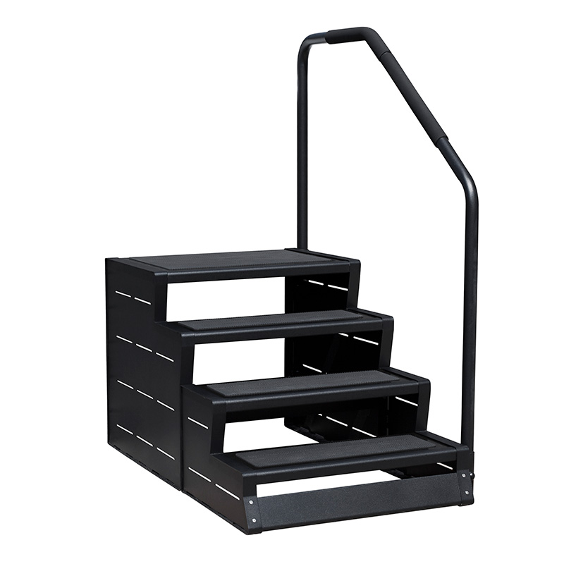 Escalier du spa de nage