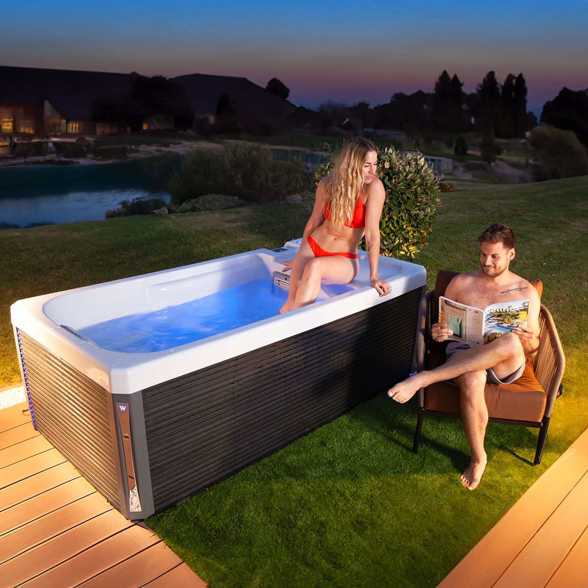 Iceland_cold_plunge-tub_lifestyle11